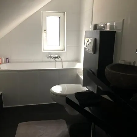 Zentral Von 1 Bis Zum 9-10 Schlafplaetze Apartmán