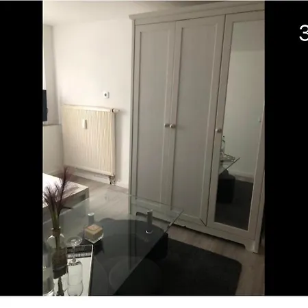 Zentral Von 1 Bis Zum 9-10 Schlafplaetze * Siegen