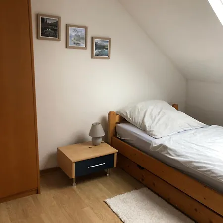 Apartmán Zentral Von 1 Bis Zum 9-10 Schlafplaetze