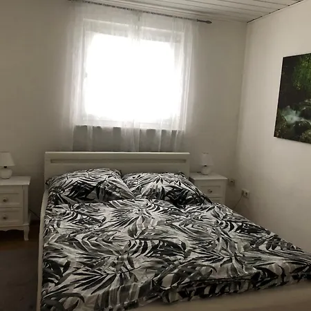 Zentral Von 1 Bis Zum 9-10 Schlafplaetze