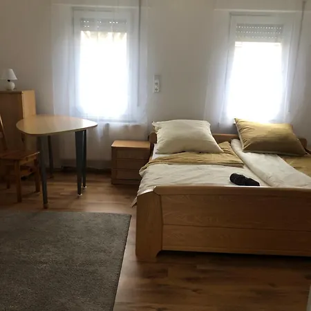 Zentral Von 1 Bis Zum 9-10 Schlafplaetze Apartmán Siegen